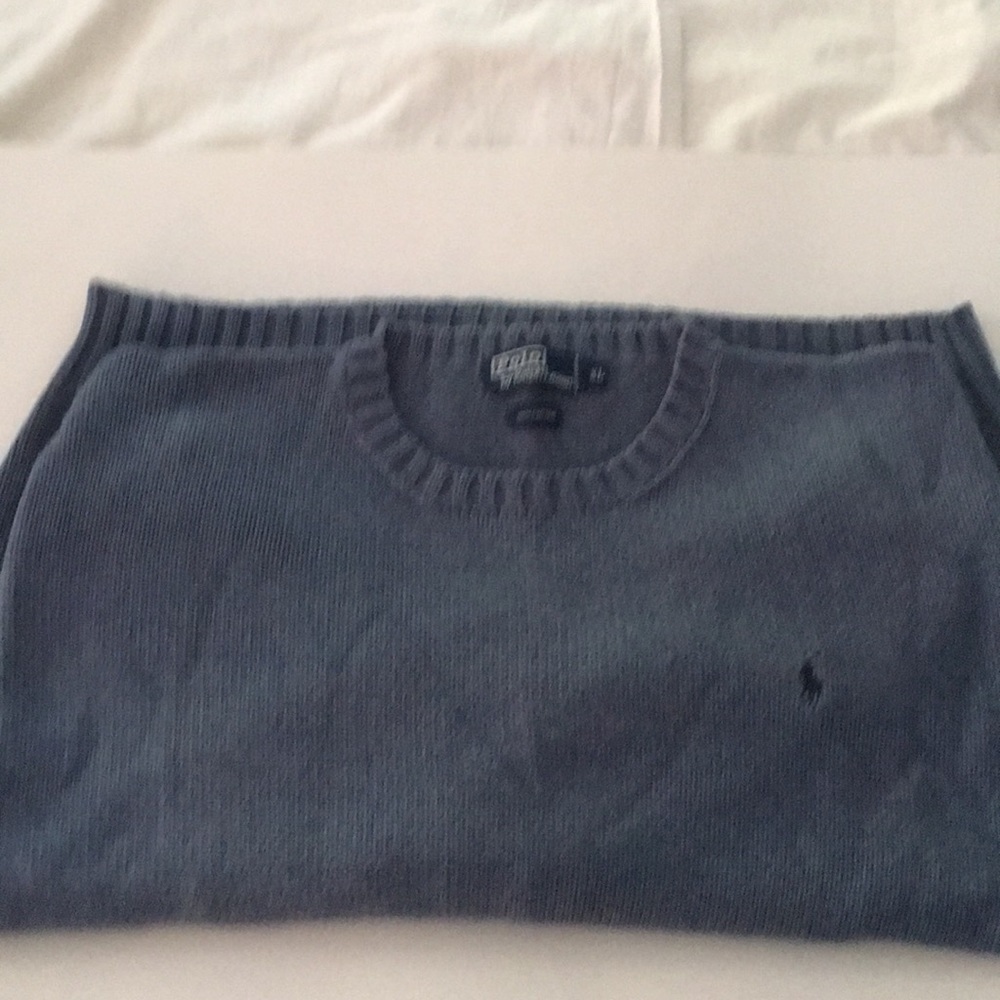 Men’s sweater